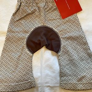 Brand new tagged 100% organic cotton Sckoon 6-0-3 months infant pant.